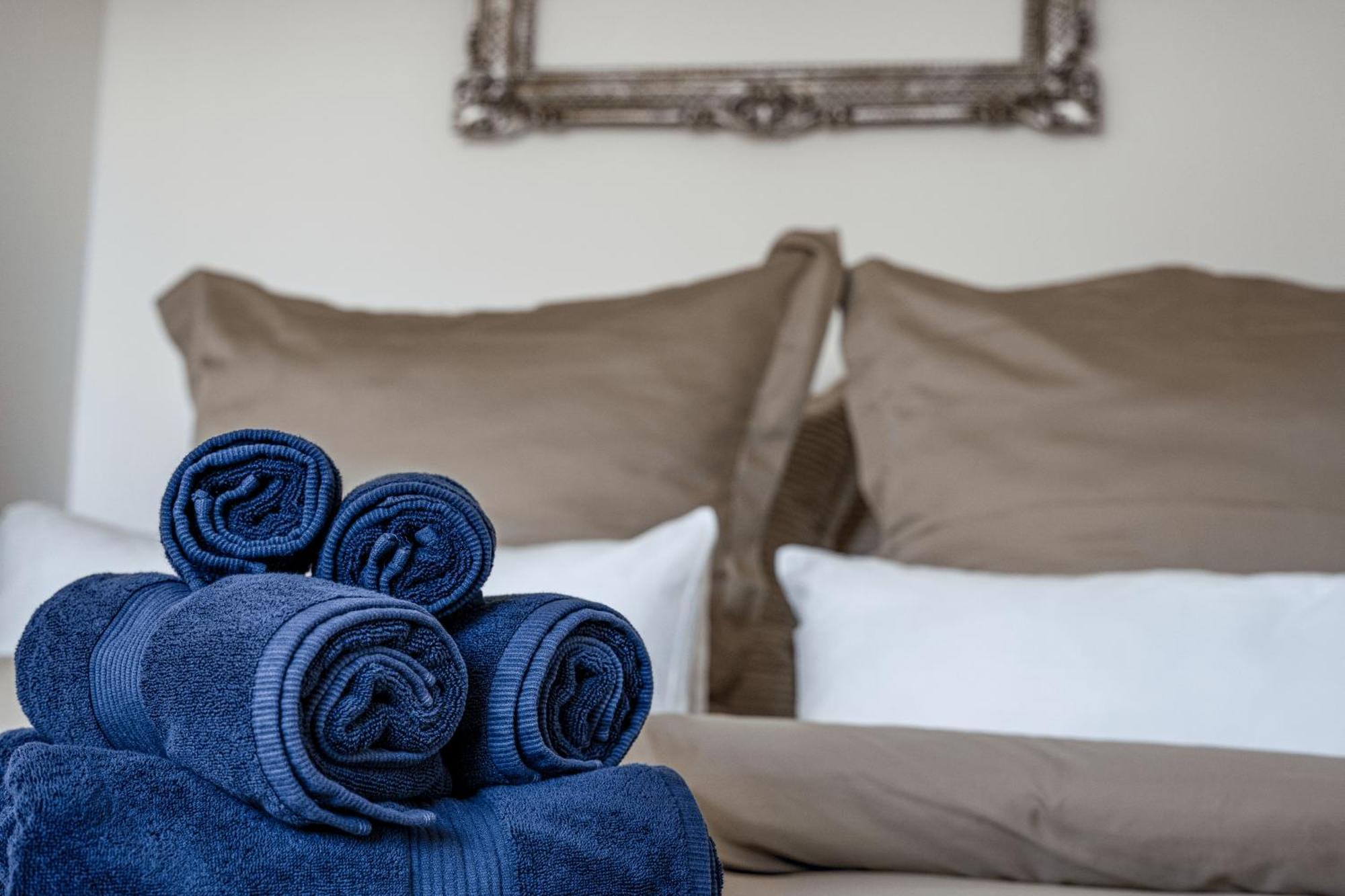 Excellence Deluxe Suite Mit Balkon & Stadtblick - Zentral An Der Messe Έσσεν Εξωτερικό φωτογραφία